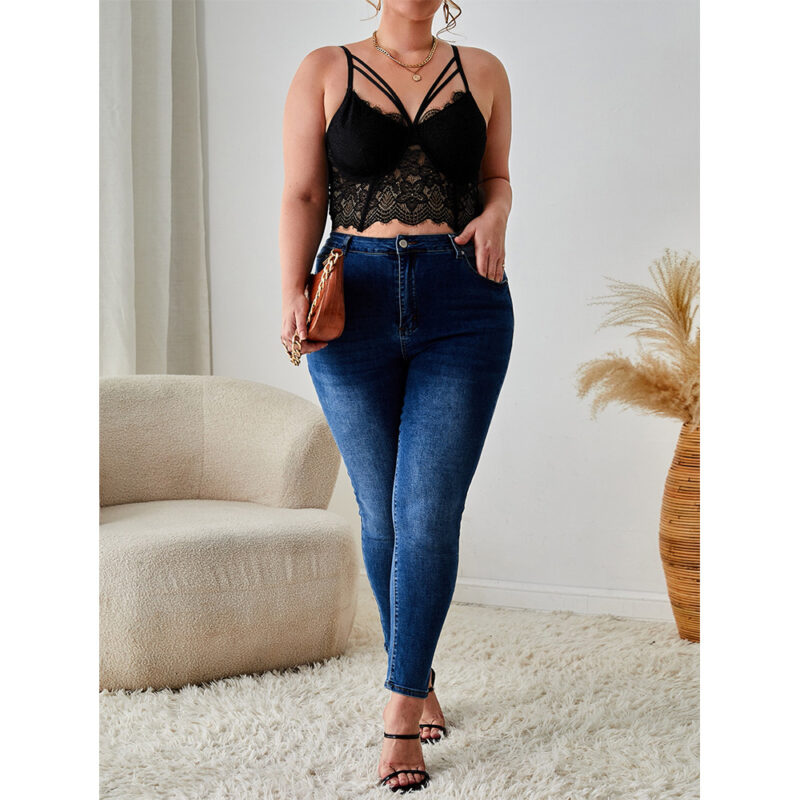 Plus Size Strappy Lace Bralette Crop Top - Image 4